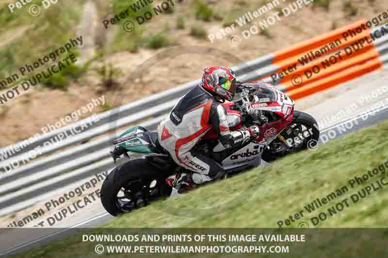 cadwell no limits trackday;cadwell park;cadwell park photographs;cadwell trackday photographs;enduro digital images;event digital images;eventdigitalimages;navarra;no limits trackdays;peter wileman photography;racing digital images;trackday digital images;trackday photos